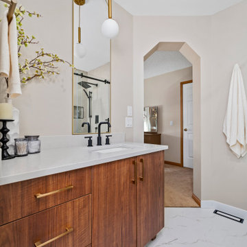 Somercrest Circle: From Dated to Bright Bathroom Refresh