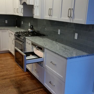 Omega Plainfield White Shaker & Dove Grey Island Dream Kitchen - Walpole