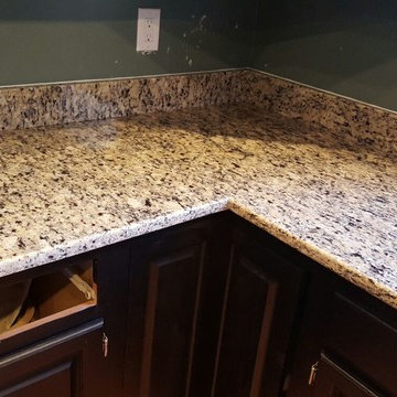 Santa Cecilia Light Kitchen Countertop