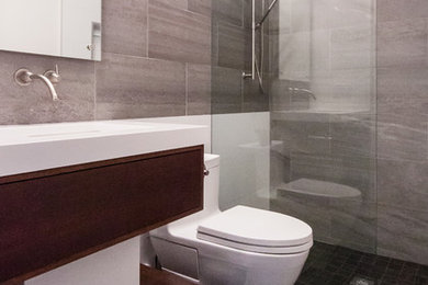 Bathroom - contemporary bathroom idea in Miami