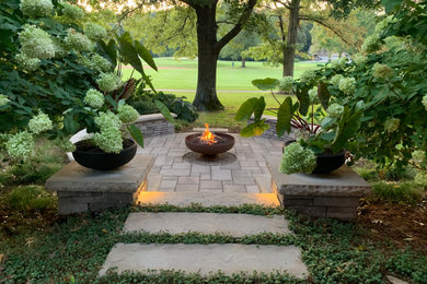 Example of a patio design in Other