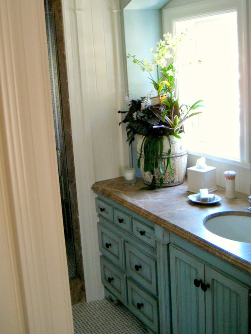 Beach Cottage Bathroom Houzz