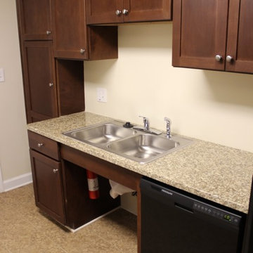 Stanton Road Apt - ADA compliant kitchen
