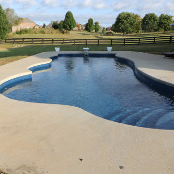 Inground Fiberglass Pool (w/ Diving board)