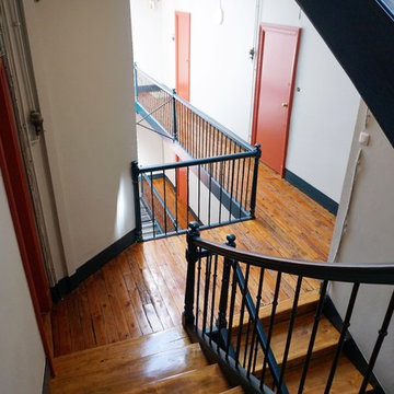 Coeur historique de Toulouse - Mise en couleur d'une cage d'escaliers magnifique