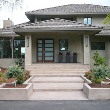 Contemporary Bluff-House Remodel