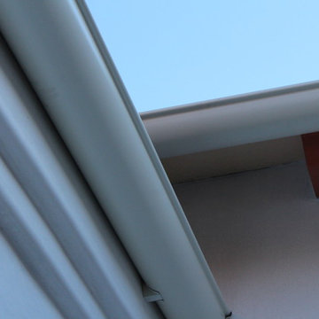 Half Round Rain Gutters in Encino California