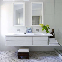 Guest (hall) Bathroom