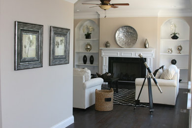 Family room photo in St Louis