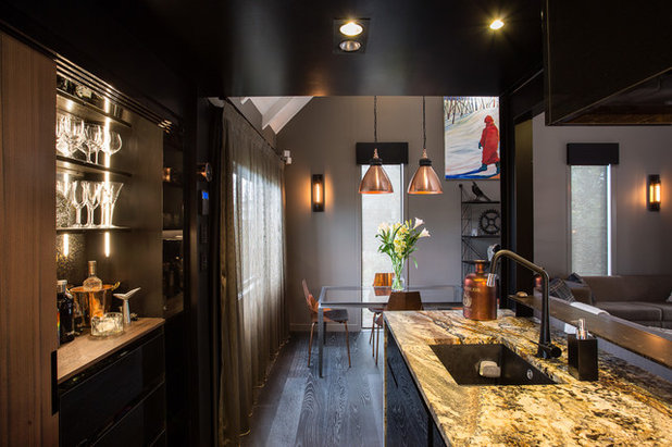 Industrial Kitchen by Broswick Builders Ltd