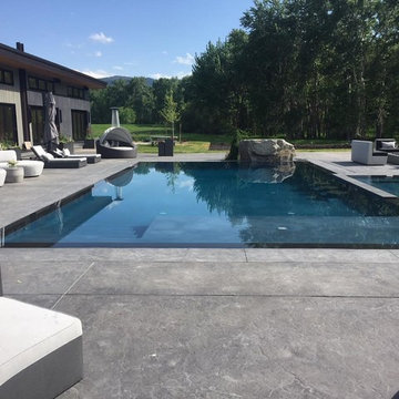 Perimeter Overflow Pool