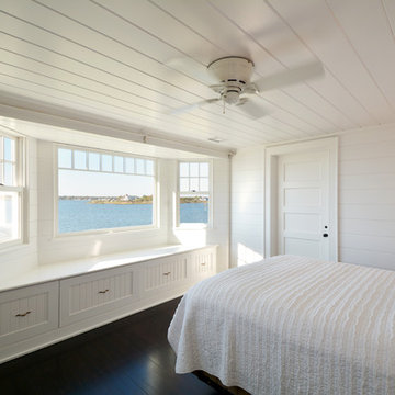 Before & After: Hamptons Beach House Bedroom (2013)