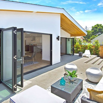 Venice Beach Modern