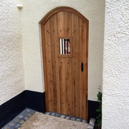 Driveway gates - Gothic Gate - oak - Products