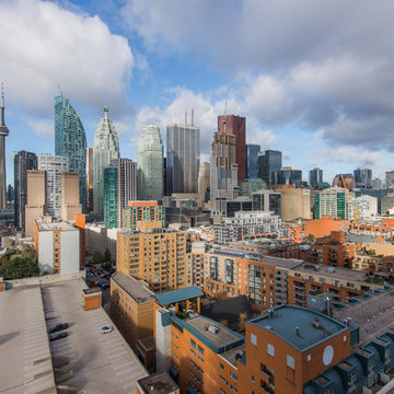 Stunning Penthouse Overlooking Toronto