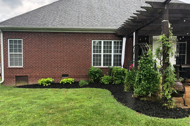 Exterior home idea in Nashville
