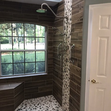 Zero entry, shower curb, barrier free Master shower