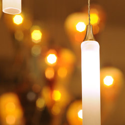 RAINFALL - HAND BLOWN GLASS PENDANT LIGHTING, MODERN LED CHANDELIER by Galilee l - Kitchen Island Lighting