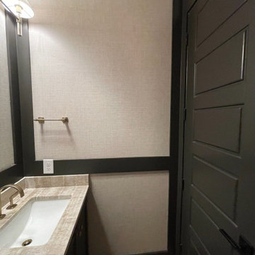 Wallpaper installation Bathroom in Tigard