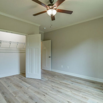 1124 Lemongrass Drive