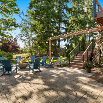 2-level entertaining in Sammamish