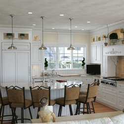 Old Saybrook, CT - Traditional - Kitchen - Kitchen Cabinetry