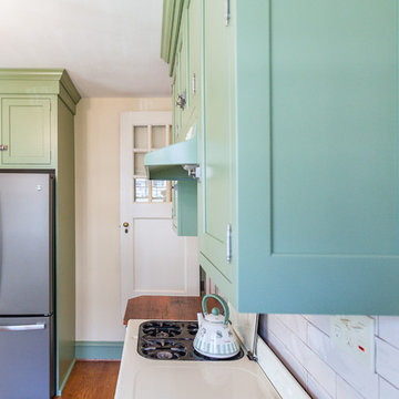Rustic Kitchen Sage