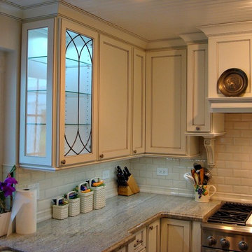 Shiloh Cabinetry Kitchen