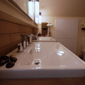 Bancroft Master Bathroom