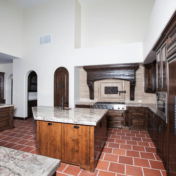 Tuscan Courtyard Estate | Grand Islands at Seven Oaks, Bakersfield