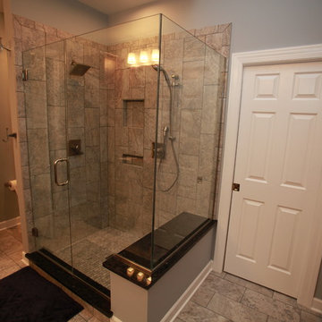 Contemporary Bathroom Remodel in Aurora, IL