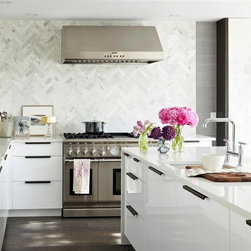 White Quartz Kitchen Counter - Kitchen Worktops