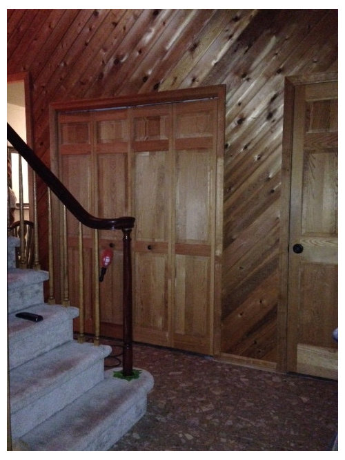 Need Help For My Foyer Should I Paint The Spindles A Black Color To Look Like Wrought Iron Match On Front Door Or Will Doing This Make Hallway Too Small