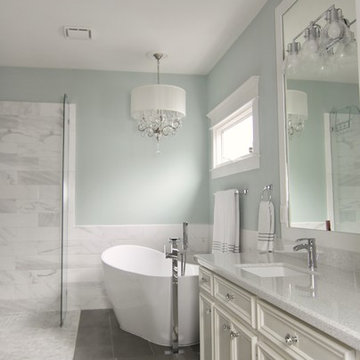 Gillian's Kitchen and Bathroom