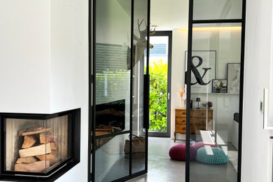 Lofttür mit Seitenteil und Rauchglas – Projekt in Köln