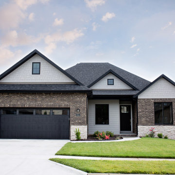 Custom - Springfield, MO