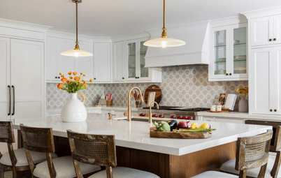 Kitchen of the Week: Fresh White-and-Wood Look for Empty Nesters