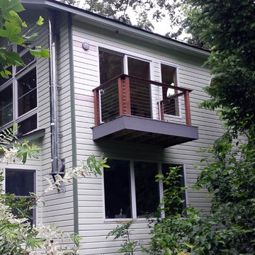 Lindstrom Balcony