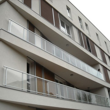 parapetti balconi alluminio vetro