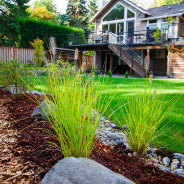 West Linn Dog-Friendly Back Yard