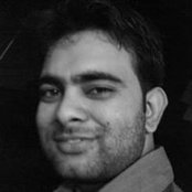 Adv Naresh Gulias foto