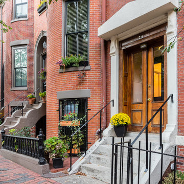 Transitional Urban Kitchen Design - Boston, MA