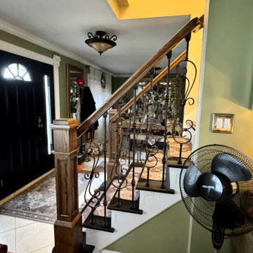 Traditional Wood & Wrought Iron Staircase – Commack NY