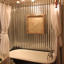 claw foot bath tub