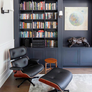 Family Library in Historical Villa