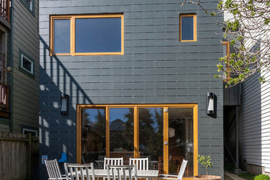 Home design - small contemporary home design idea in San Francisco