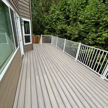 Deck renovation in Mukilteo, WA