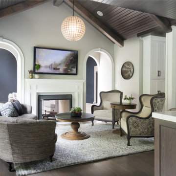A Mood Setting and Show Stopping Kitchen