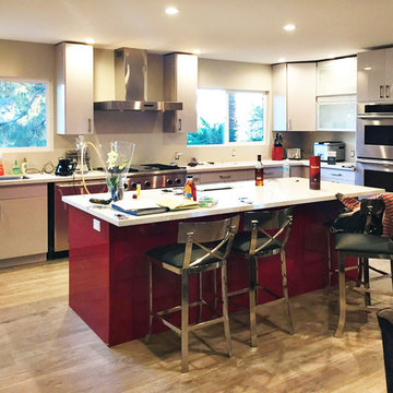 Grey and Red European Style Kitchen Cabinet
