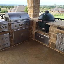 Outdoor Kitchen
